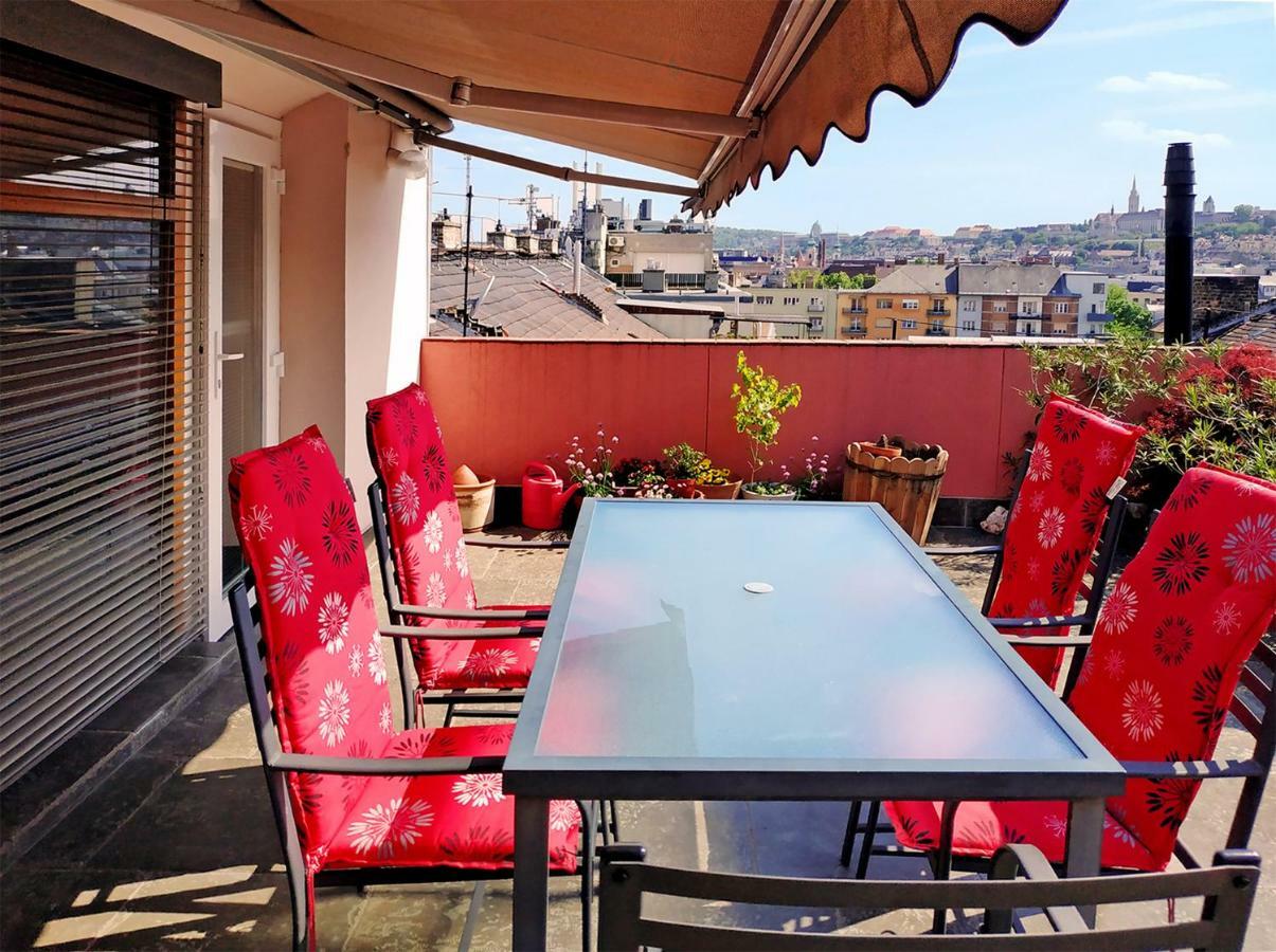 Margaret Apartment For 5 People With Panorama Terrace Budapest Exteriör bild