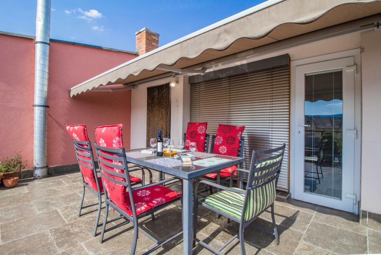 Margaret Apartment For 5 People With Panorama Terrace Budapest Exteriör bild