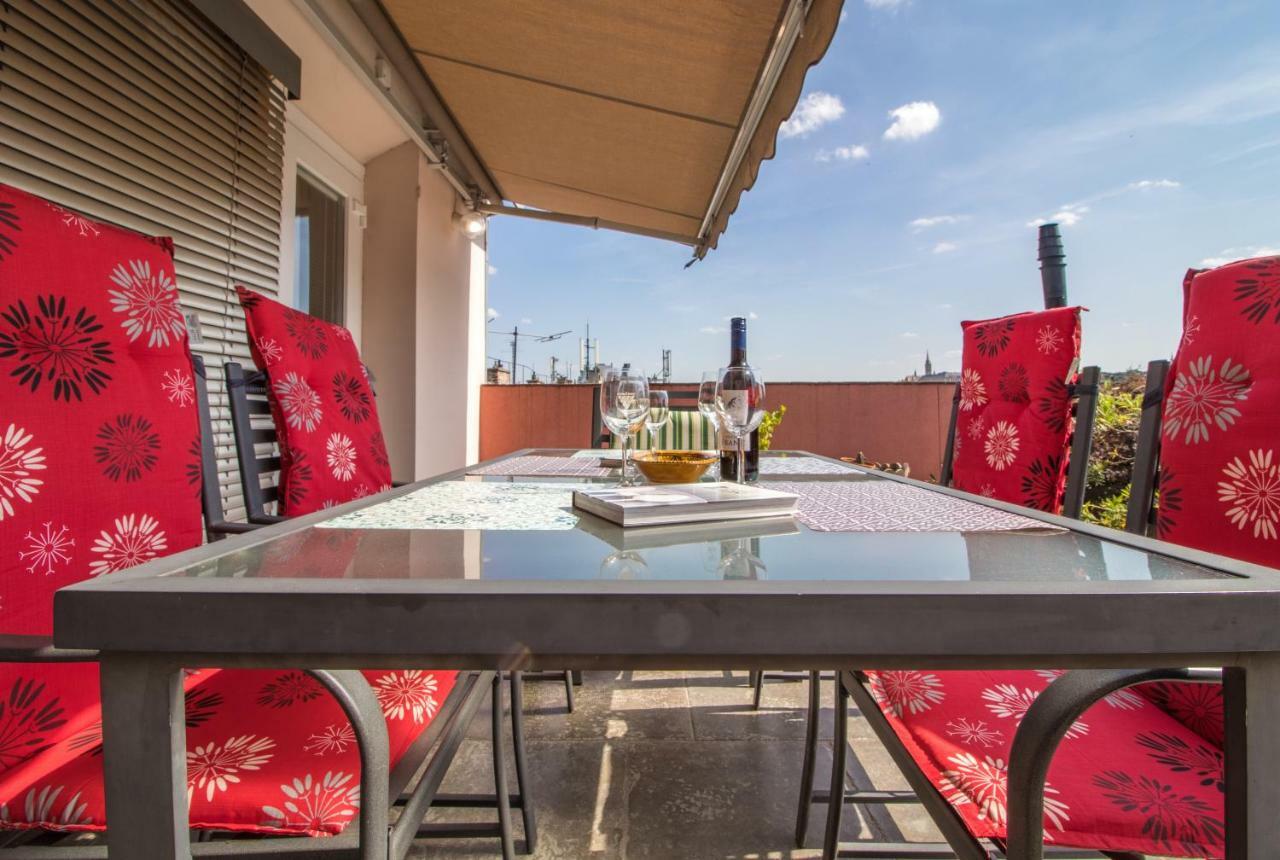 Margaret Apartment For 5 People With Panorama Terrace Budapest Exteriör bild
